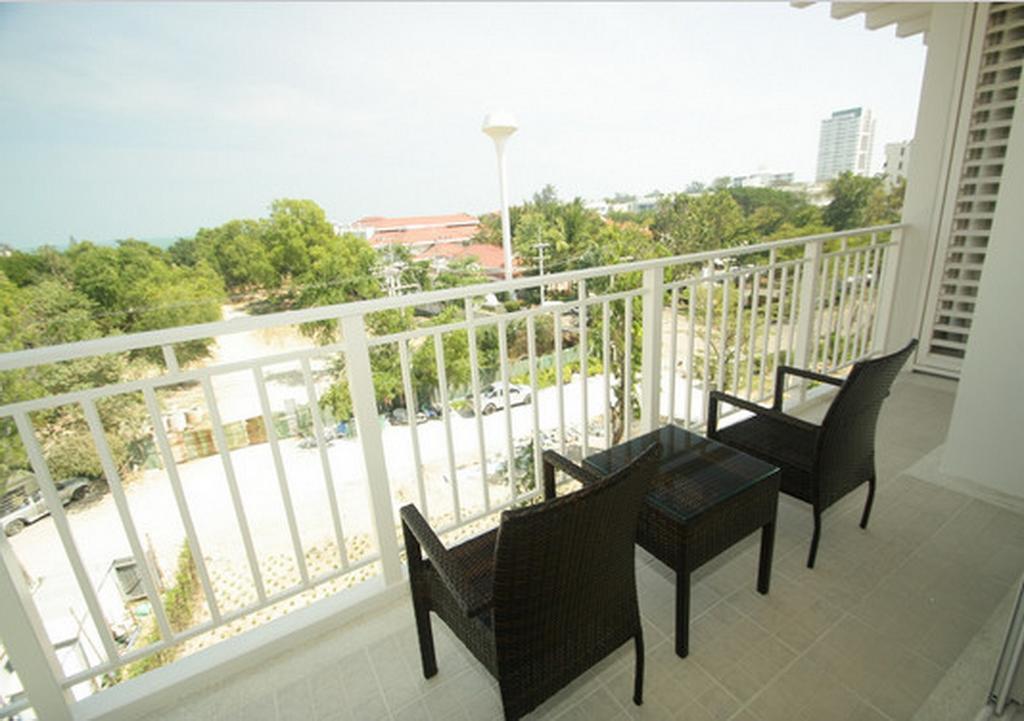 Summer Hua Hin By Sirirat Chambre photo
