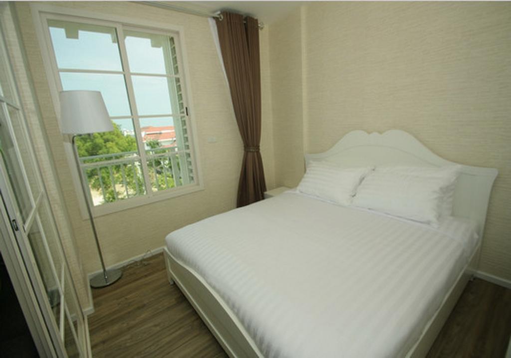 Summer Hua Hin By Sirirat Chambre photo