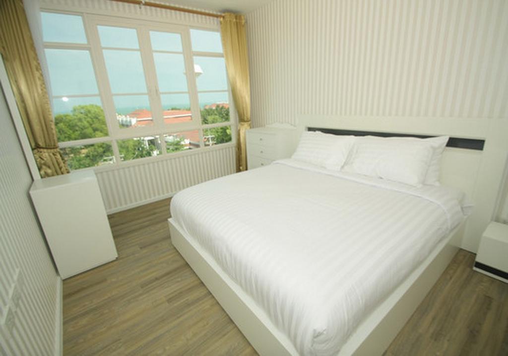 Summer Hua Hin By Sirirat Chambre photo